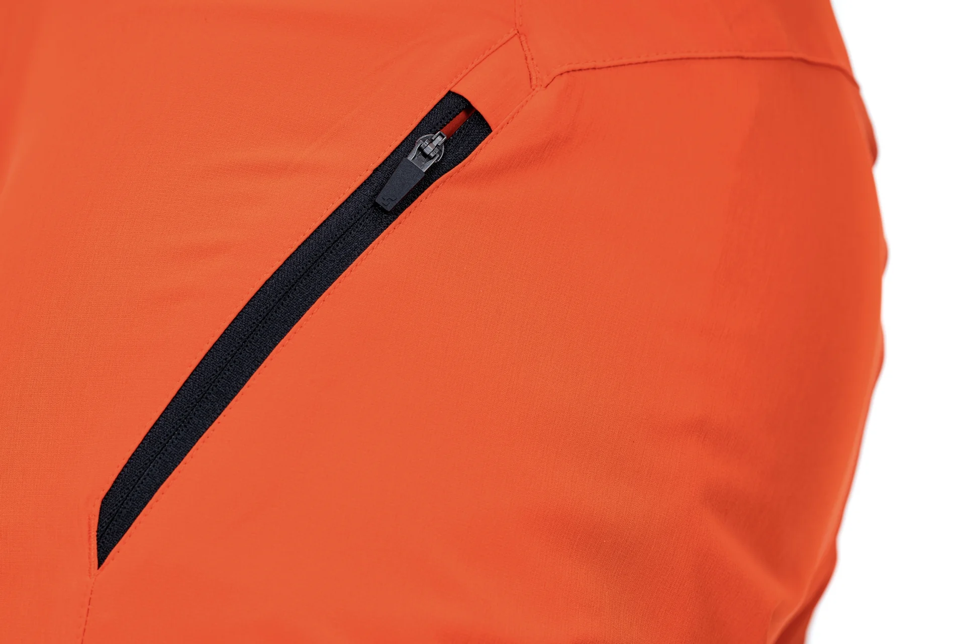 CUBE VERTEX Lightweight Baggy Shorts orange - Image 4
